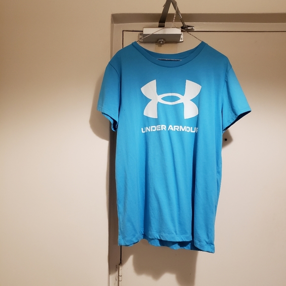 Under Armor Women's t-shirts - Picture 3 of 3